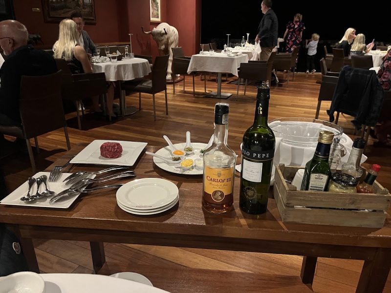 Brunelli's Steakhouse Restaurant